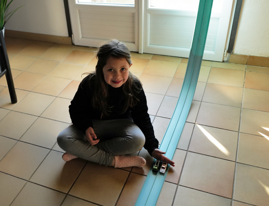 SuperCircuit® – Die biegbare Rennstrecke für jedes Terrain 🏁