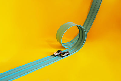 Was schenkt man einem Kind, das seine Spielsachen nie aufräumt?