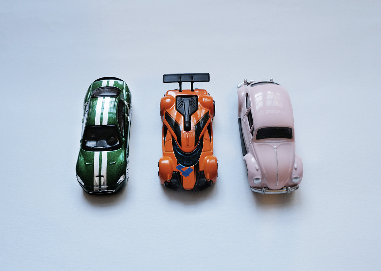 Petites voitures de course (Lot de 3)