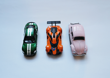 Petites voitures de course (Lot de 3)